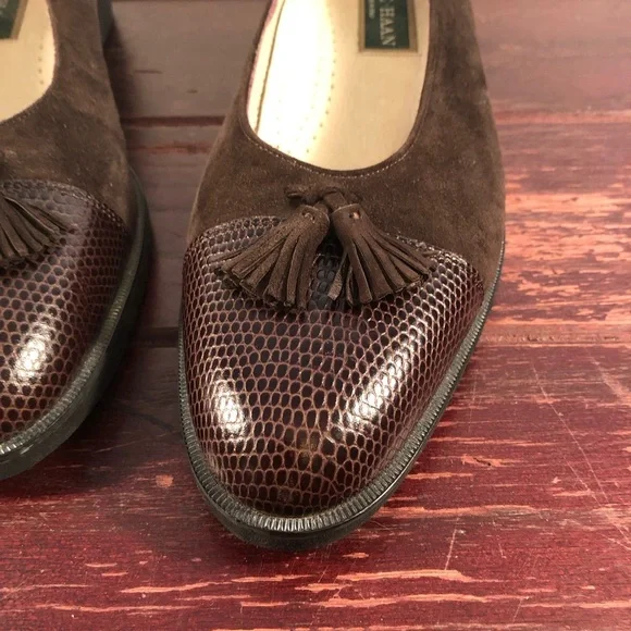 Cole Haan Women's Brown Suede/Leather Flats with Tassel Size 9AA NWT - Picture 5 of 9